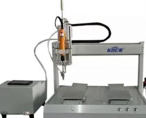 步进电机、伺服电机与变频器：核心技术解析与选型指南